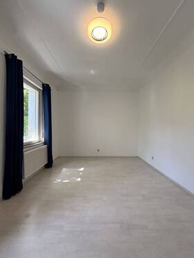 Schlafzimmer - 2 Zimmer Etagenwohnung in Stuttgart / Zuffenhausen