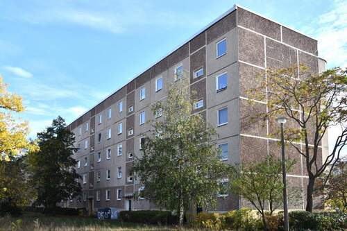 Hausansicht - 3 Zimmer Etagenwohnung in Brandenburg