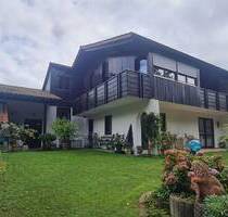 Exklusive Doppelhaushälfte m. Einliegerwohnung ; provisionsfrei - Vilshofen an der Donau