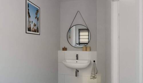 Modernes Gästebad im Erdgeschoss - 4 Zimmer Doppelhaushälfte in Großpösna