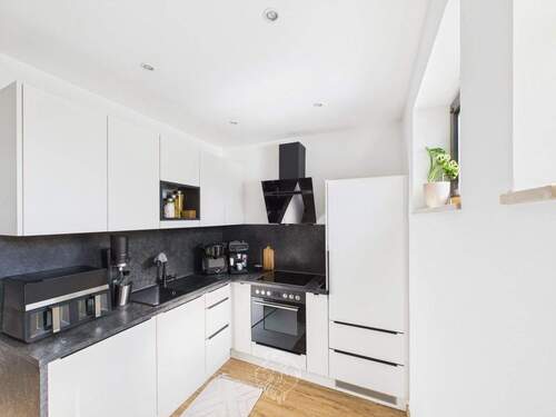 Haus rechts, UG: Küche (im KP inklusive) - 