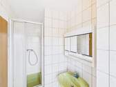 Haus rechts, OG: Duschbad 1 - 