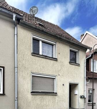 Haus Vorderseite - 2 Zimmer Reihenmittelhaus in Bad Tennstedt