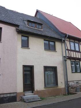 Straßenansicht! - Interessantes Sanierungsobjekt im Stadtzentrum (Sanierungsgebiet)!