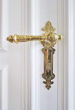 Detailansicht Türbeschlag - 