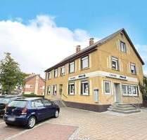 Interessantes Zweifamilienhaus mit Büroräumen und 5 Stellplätzen im Herzen von Stetten