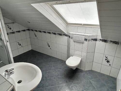 Badezimmer im Obergeschoss - 