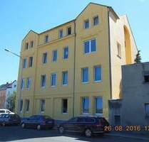 Neurenovierte EG 1-Zimmer mit Laminat im Zentrum * - Limbach-Oberfrohna