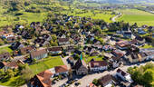 Vogelperspektive - Mehrfamilienhaus, Wohnhaus mit 230,60 m&sup2; in Michelbach an der Bilz zum Kaufen