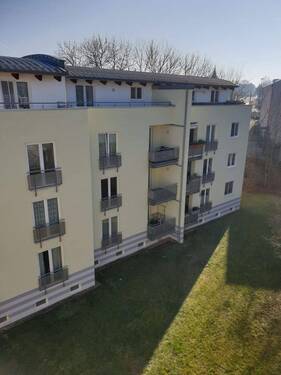 Hausansicht - 2 Zimmer Etagenwohnung zur Miete in Gotha