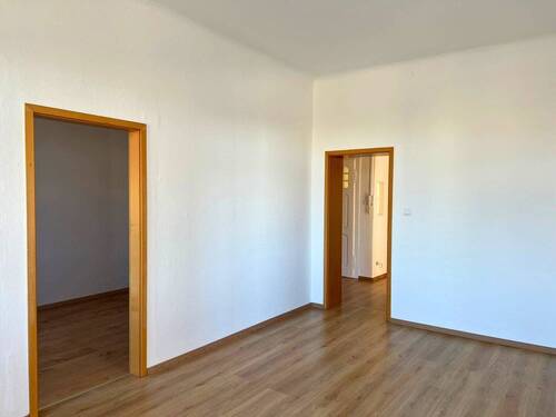Ansicht II: Wohn- und Esszimmer - 3 Zimmer Etagenwohnung zur Miete in Dresden