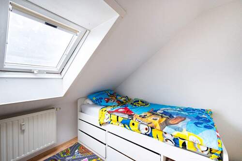 Kinderzimmer - Etagenwohnung mit 52,00 m² in Gochsheim zur Miete