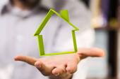 Traumhaus in deiner Hand.jpeg - 