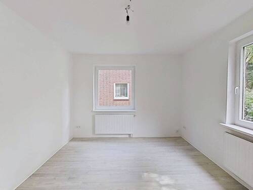 Ansicht I: Wohnzimmer - 6 Zimmer Etagenwohnung in Nordenham