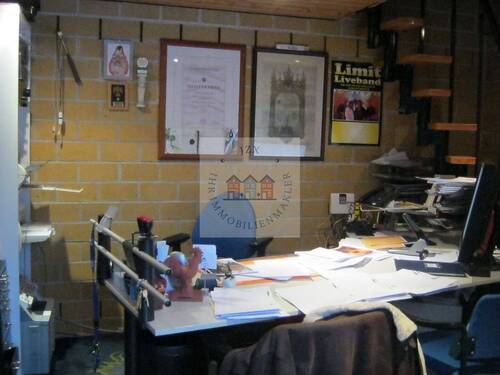 Büro Nebengebäude - 