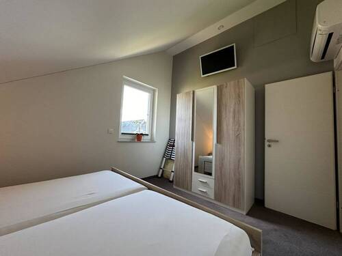 Schlafzimmer II Dachgeschoss - 