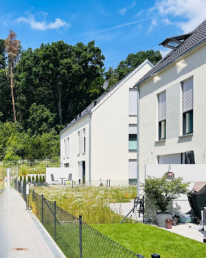 Mit Terrasse und Garten für die gemeinsame Zeit - 