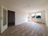 Wohnzimmer (1) - 3 Zimmer Etagenwohnung zur Miete in Freiberg
