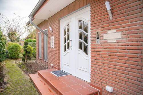 Bild 2 - 6 Zimmer Einfamilienhaus zum Kaufen in Garbsen