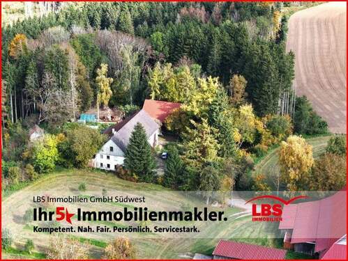 Ländliches Anwesen mit Stall und Scheune - Für Naturliebhaber! Zwei Wohneinheiten in Alleinlage mit großer Scheune und Stall für Pferdehaltung