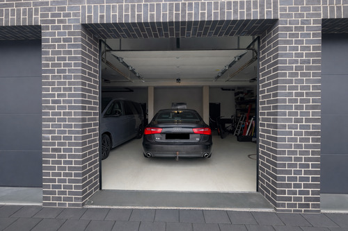 Garage - 
