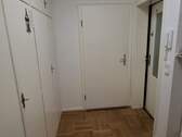 Eingang - Flur - 2 Zimmer Etagenwohnung zur Miete in Viersen