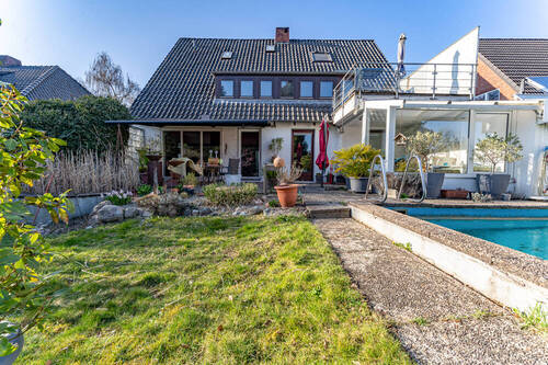 Hinterer Blick auf das Haus - 