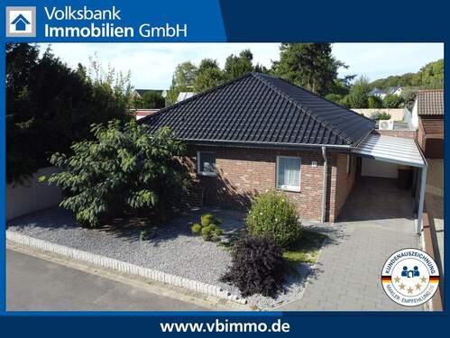 Startbild vbimmo.de - Freistehender Walmdachbungalow mit Garage - barrierefrei - gute Ausstattung
