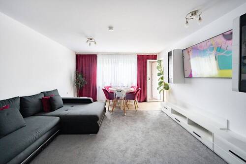 Wohnbereich - Moderne 3-Zimmer Wohnung mit Südbalkon in Gerbrunn