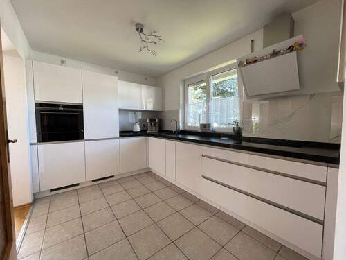 Küche - 5 Zimmer Einfamilienhaus zum Kaufen in Leipzig