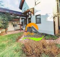 +++ Sonntags frische Brezeln und für jedes Kind ein eigenes Zimmer: Einfamilienhaus in Dettingen. - Dettingen an der Erms