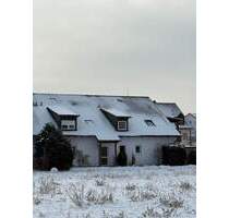 Helle 2-Zimmer Dachgeschosswohnung in Großenseebach mit großem Balkon - BITTE KEINE MAKLERANFRAGEN