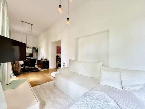 Wohn- und Esszimmer II - 2 Zimmer Etagenwohnung in Heppenheim (Bergstraße)