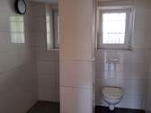 Duschbad und WC - 