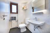 EG WC 1 - 