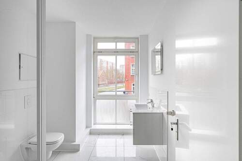 Bild 1 - Provisionsfreie 140 m² Eigentumswohnung mit Südbalkon & Tiefgarage in Berlin-Friedrichsfelde