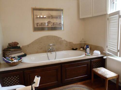Bad mit Badewanne - 