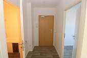 Flur - Etagenwohnung mit 68,80 m² in Freiberg zur Miete