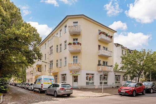 Hausansicht - 3 Zimmer Etagenwohnung zum Kaufen in Berlin