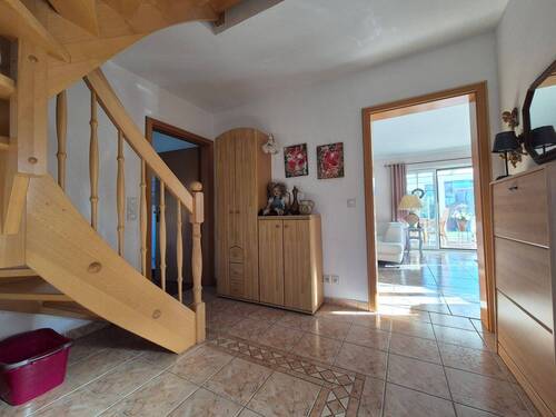 EG: Eingangsbereich/ Flur - 