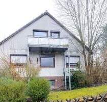 Flexibel nutzbar: Gepflegtes Zweifamilienhaus in Diekholzen!