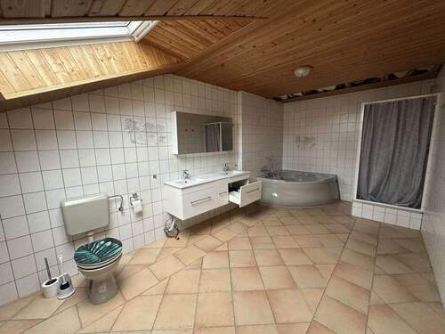 Badezimmer (wird erneuert) - 