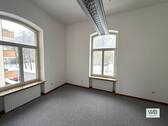 Schlafzimmer 1 OG - Etagenwohnung mit 330,50 m&sup2; in Braunschweig zum Kaufen