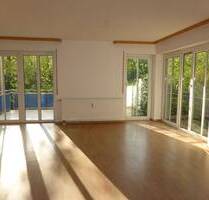 2-Raum Wohnung mit Blick auf die weiße Elster in idyllischer Umgebung - TOP-Lage in Schleußig ! - Leipzig 2-Raum Wohnung mit Blick auf die weiße Elster in idyllischer Umgebung - TOP-Lage in Schleußig ! - Leipzig