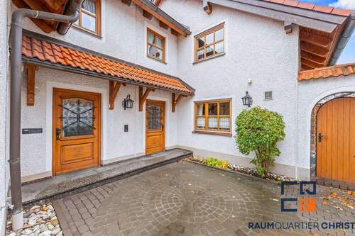 Eingang Wohn/Gewerbe - 