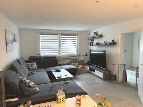 ....Blick in den Wohnbereich - 