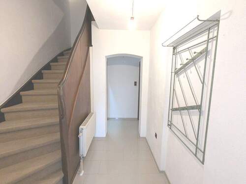 Eingangsbereich / Flur - 