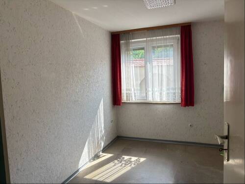 Zimmer - Einfamilienhaus mit 85,90 m&sup2; in Giengen zum Kaufen