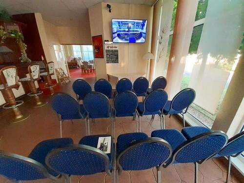 Zeitgeschehen, Kultur oder Sport - Hotel, Pension, Gasthof in Mittweida zum Kaufen
