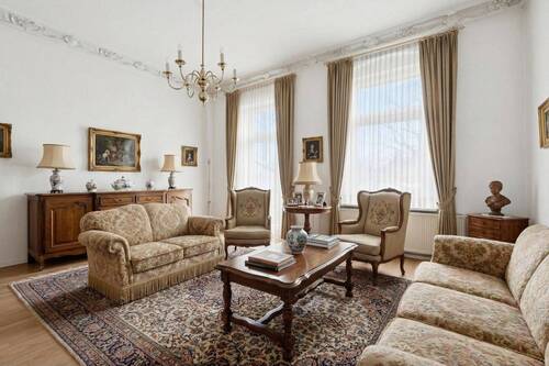 Einrichtungsbespiel Wohnzimmer OG mit Balkon - 